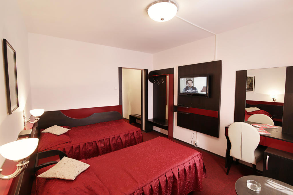 Complex Balnear Cerbul Hotel Kovászna Szoba fotó